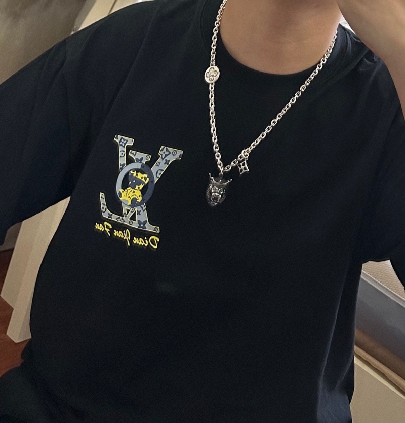 LV Necklaces